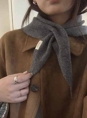 100%纯羊毛小围巾女秋冬季针织小领巾时髦三角巾搭配披肩护颈围脖