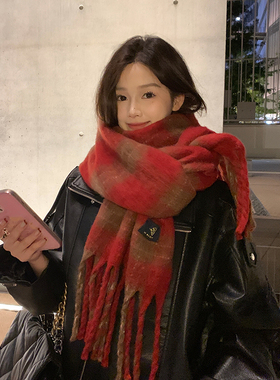 新年红色围巾女款2025新款冬季英伦格子仿羊绒围脖男保暖披肩女