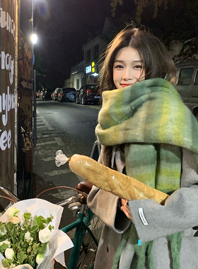 西本加厚保暖围巾冬季女高级感马海毛绿色仿羊绒围脖加长软糯情侣