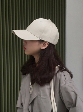 西本秋冬白色鸭舌帽女显脸小韩版ins个性硬顶遮阳防晒纯色棒球帽