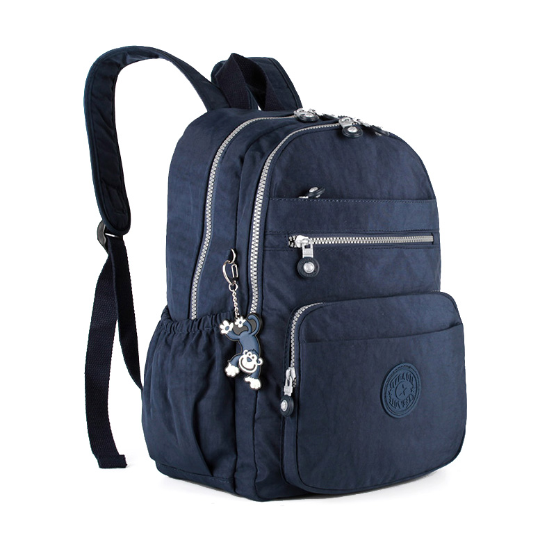 小学生书包轻便时尚尼龙双肩背包