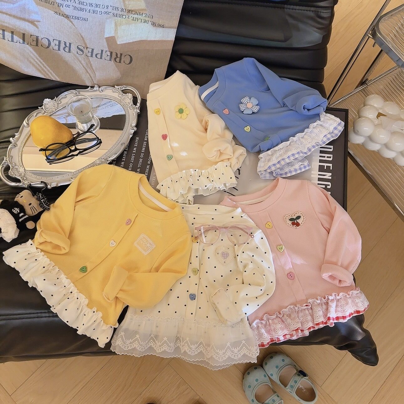 秋季新款女童德绒打底衫儿童开衫爱心扣蕾丝花边上衣宝宝内搭T恤
