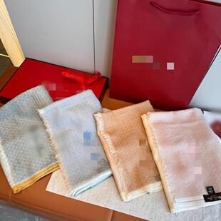 LP春夏秋冬绝美丝巾围巾小众百搭时尚轻奢气质彩边轻薄羊绒披肩