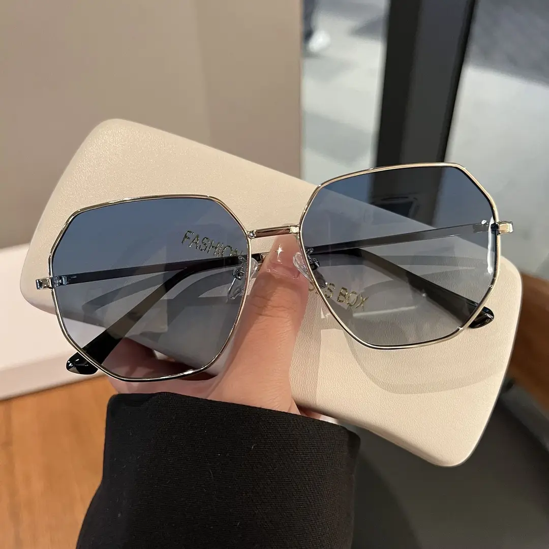 透明蓝色偏光太阳镜男士多边形金属开车墨镜韩版潮海边旅行眼镜女