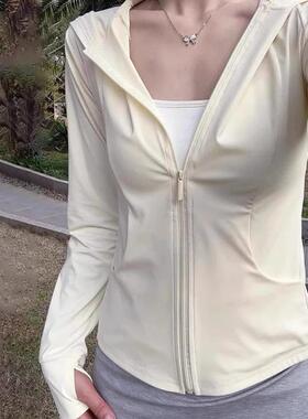 黄色冰丝防晒衣女款夏季2025新款修身收腰上衣瑜伽服轻薄开衫外套