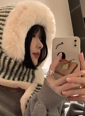 条纹毛绒帽子围巾一体女冬季韩版显脸小骑车防寒针织护耳雷锋帽潮