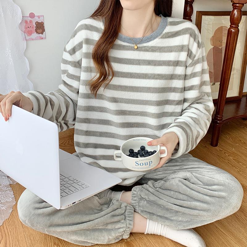 秋冬季条纹睡衣女士法兰绒薄款绒2024新款珊瑚绒少女风家居服套装