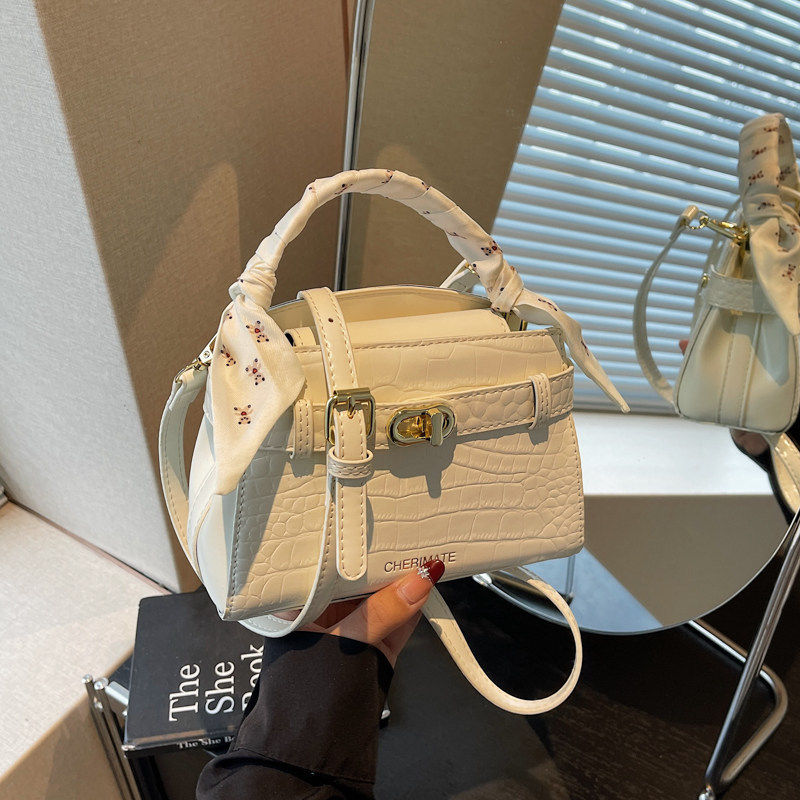 包包女士2026新款春夏季时尚凯莉包百搭单肩手提高级感小方包