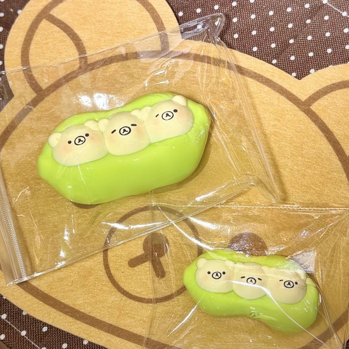 轻松熊豌豆面包捏捏解压超软慢回弹食品级硅胶送礼减压学生党玩具