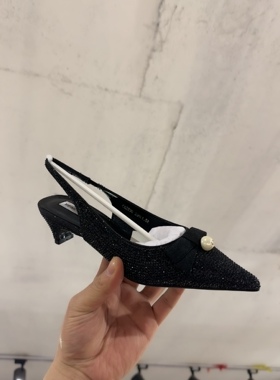 1-歌2238满钻单鞋