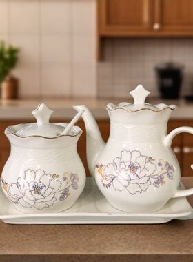 三件套辣椒罐油壶套装陶瓷调味罐醋壶带托盘家用厨房用品调味盒