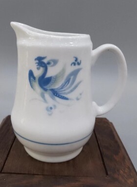 醴陵老瓷器群力瓷厂80年代生产敦煌花小号奶杯，公道杯。