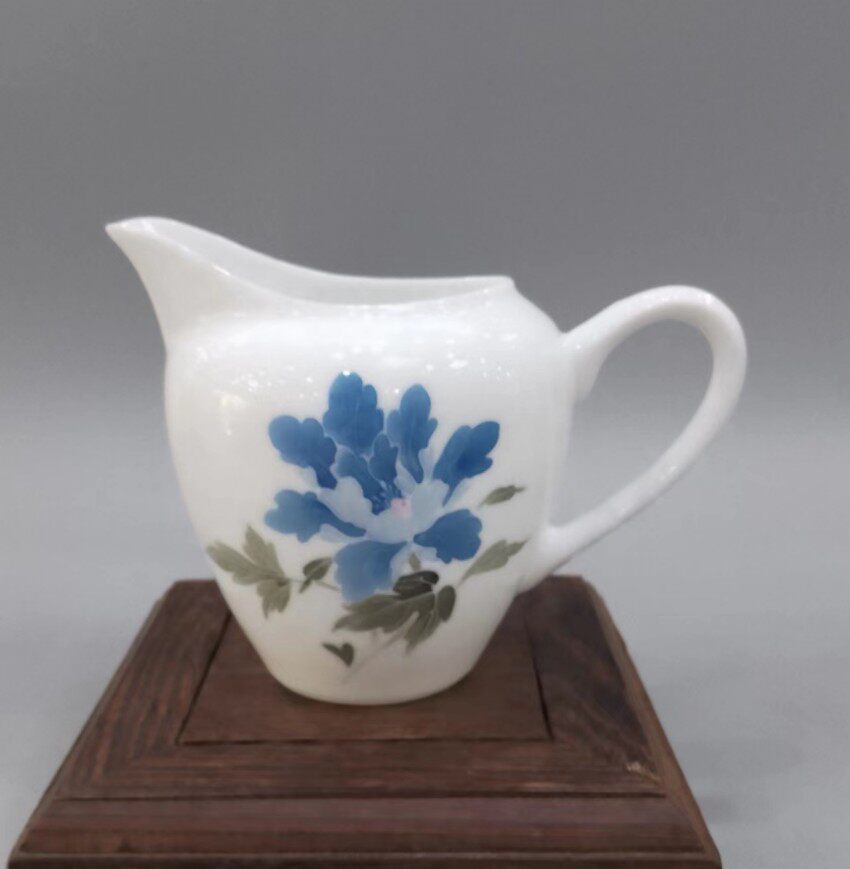 醴陵老瓷器群力60年代环球款手绘含球泥蓝芍药奶杯公道杯精品正品