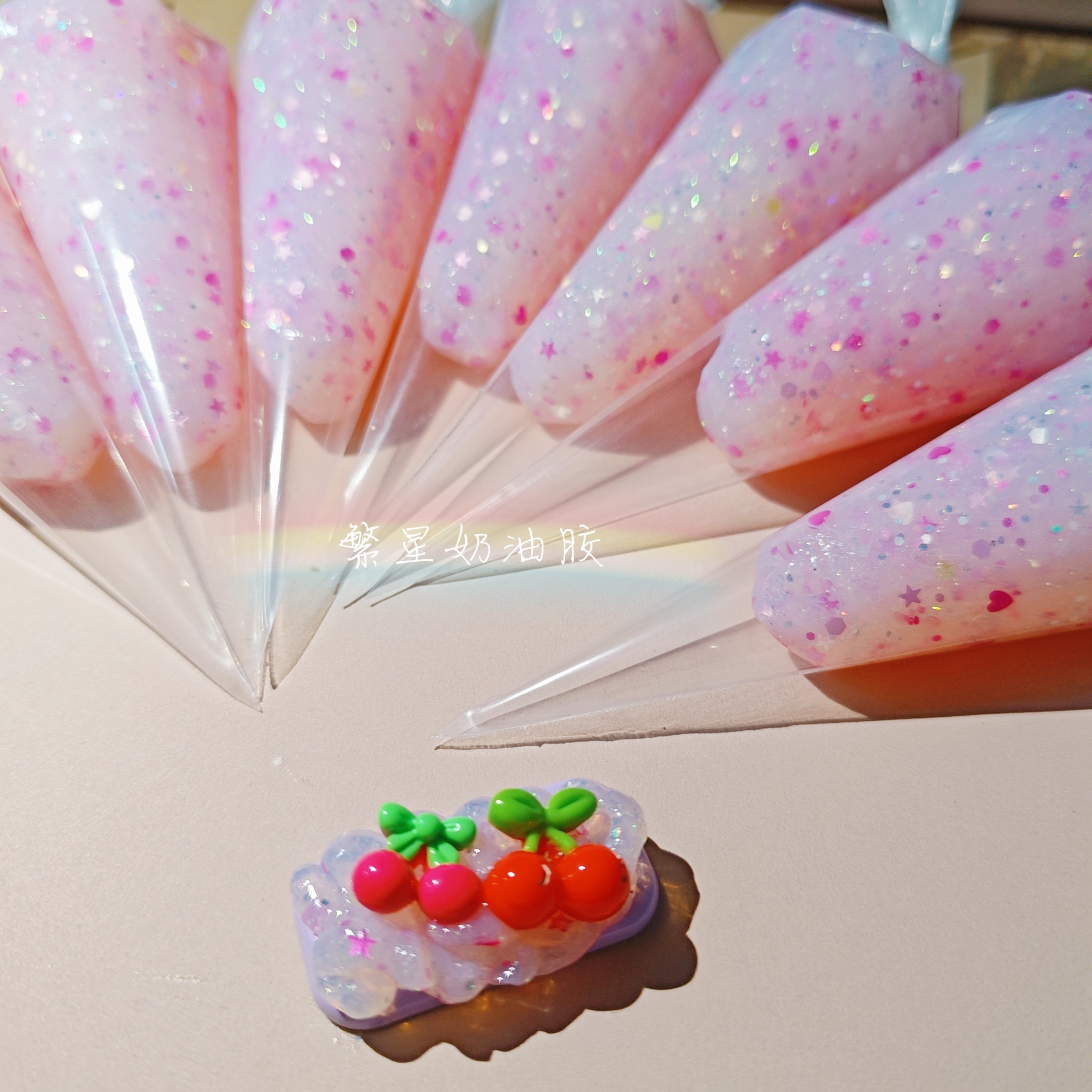 繁星奶油胶闪片系列自制水晶胶手机壳手工DIY材料配件咕卡装饰,饰品/流行首饰/时尚饰品新,其他DIY饰品配件,淘宝优惠券,粉丝福利购,淘宝优惠卷