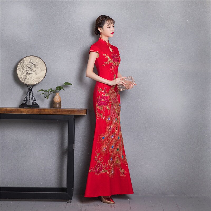 2026新款鱼尾敬酒服新娘红色长款旗袍修身中式结婚礼服走秀女
