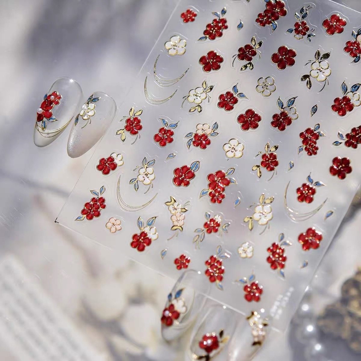 新中式金丝绒花美甲贴纸国风烫金富贵红色花朵背胶防水指甲贴装饰,彩妆/香水/美妆工具,美甲工具,淘宝优惠券,粉丝福利购,淘宝优惠卷
