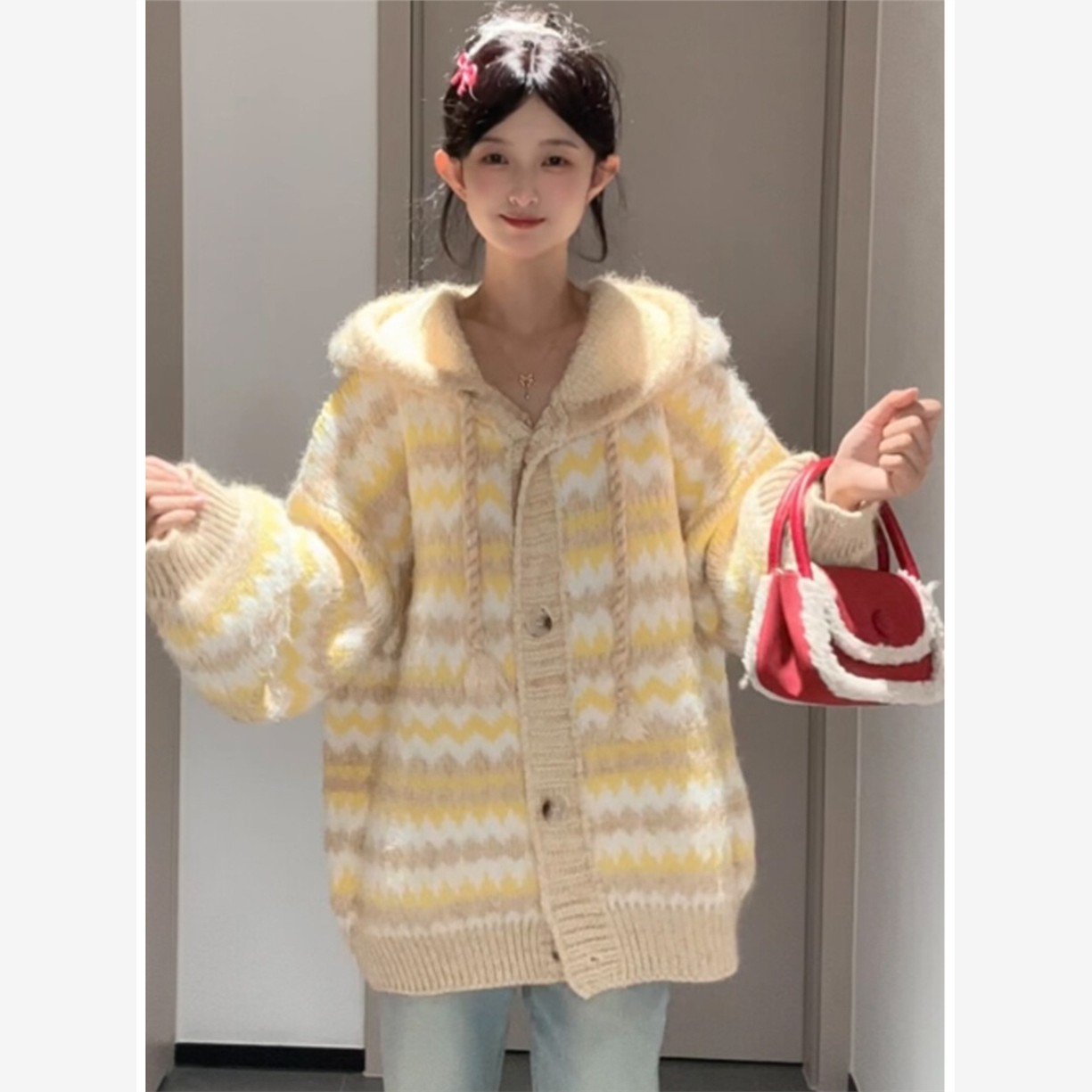 黄色拼色连帽毛衣外套女