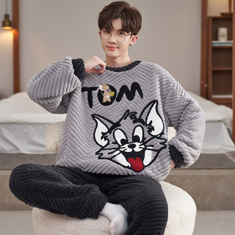 珊瑚绒睡衣男冬季加厚卡通家居服