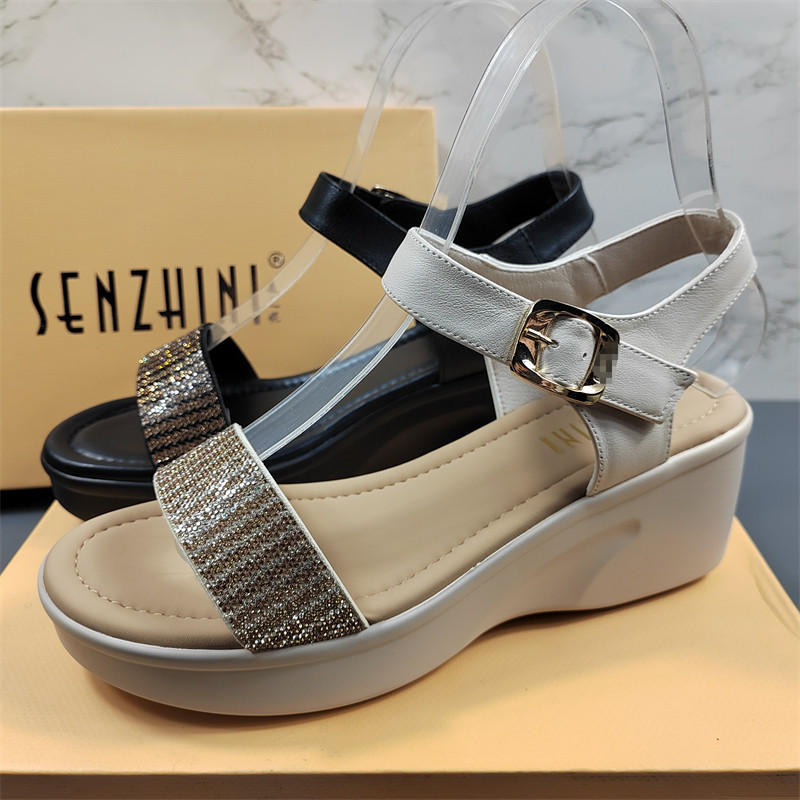 头层牛皮坡跟凉鞋女2026新款夏季时尚女士配裙子罗马厚底松糕凉鞋