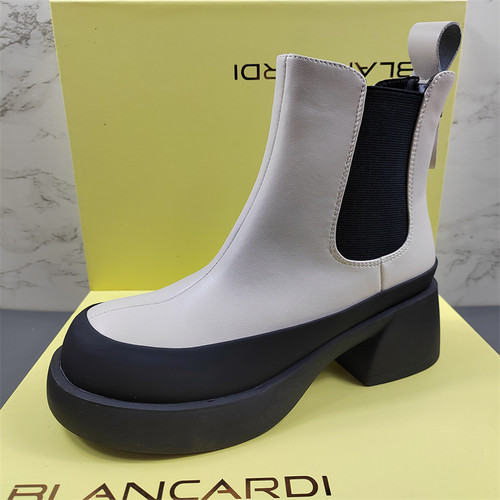 新款英伦风粗跟烟筒靴马丁靴