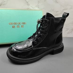 品牌女鞋真皮马丁靴女2025秋冬季英伦风系带平跟圆头漆皮加绒短靴