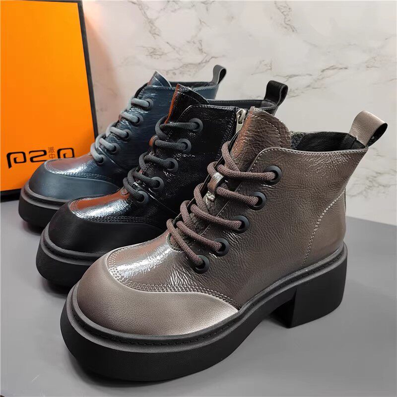 新款时尚百搭粗跟系带马丁靴单靴