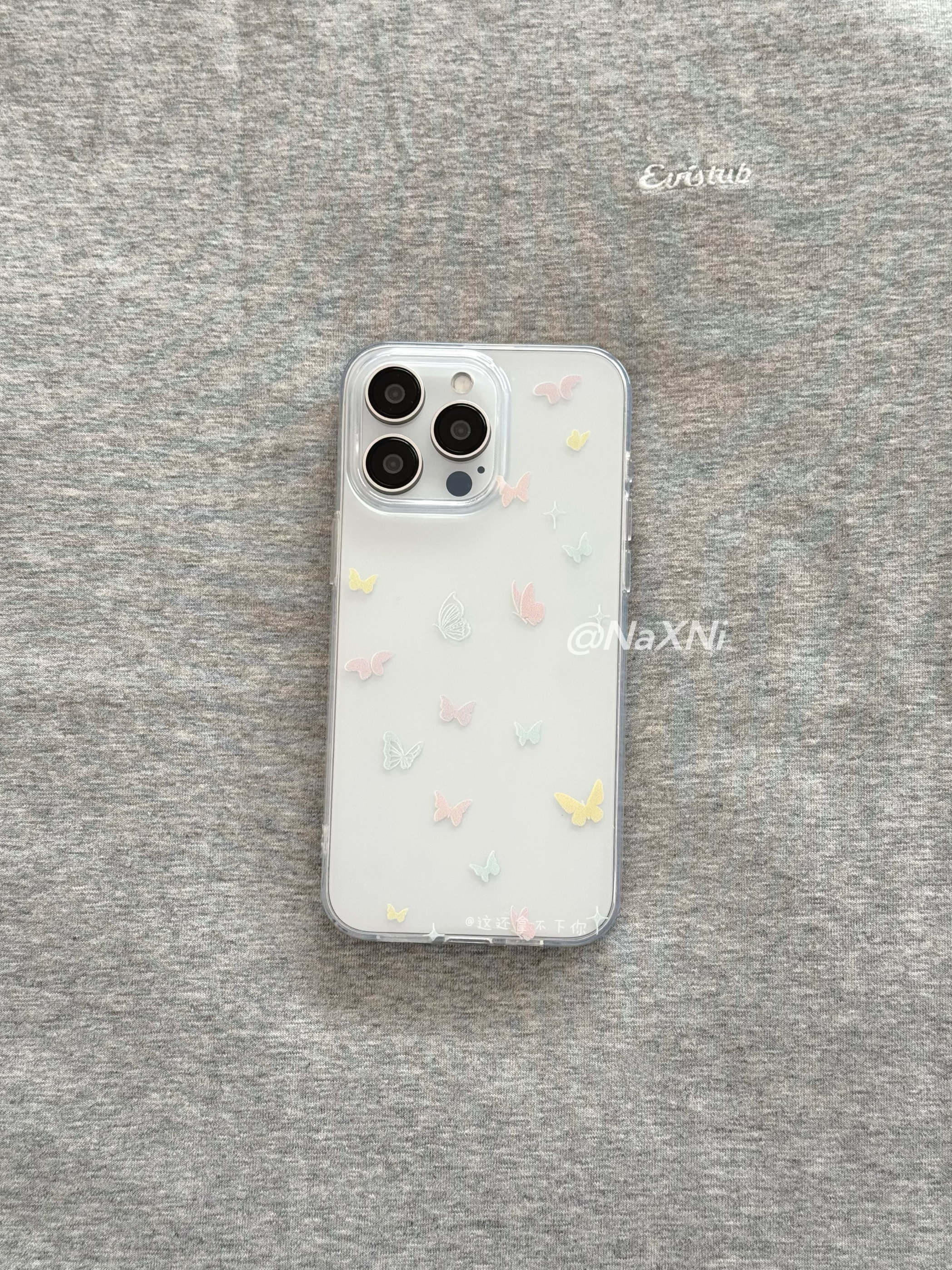 ins风满屏彩色蝴蝶适用于iphone15ProMax手机壳新款苹果14pro大孔全包保护套少女13小清新透明磨砂硅胶软壳