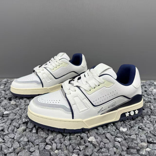 大码 休闲鞋 轻便防滑运动鞋 男鞋 板鞋 新款 潮流透气轻奢男士 2026春季