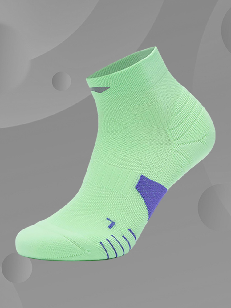 Lining/李宁正品新款跑步系列男女同款透气舒适短筒运动袜AWST103