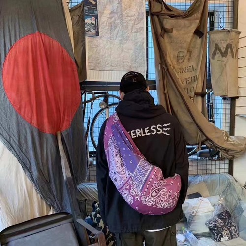 21ssins腰果花流浪包