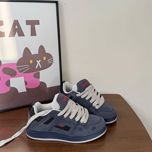 港风复古小众深蓝色面包鞋男