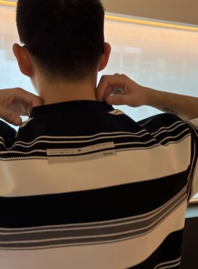 王几又 粗条纹短袖t恤男夏季圆领黑白条纹上衣男日系简约休闲半袖