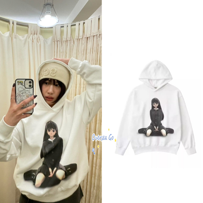 卡通动漫少女印花宽松连帽卫衣