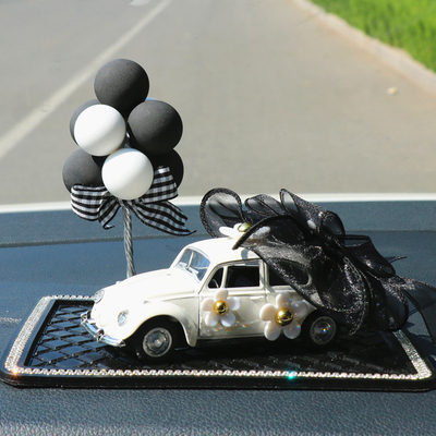 可爱漂亮小汽车车模车载摆件香水个性创意卡通可爱车内装饰品网红