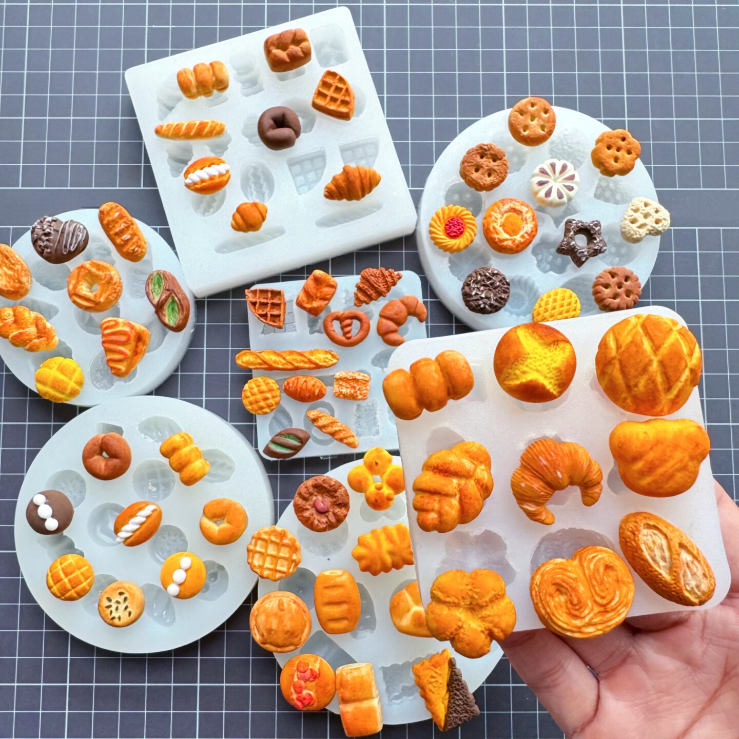 微缩迷你食玩仿真面包牛角包华夫饼法棍菠萝包和果子贝果硅胶模具