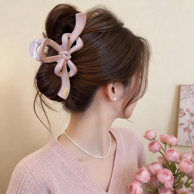 高级感蝴蝶结抓夹女2025新款大号盘发鲨鱼夹子后脑勺发量多发饰品