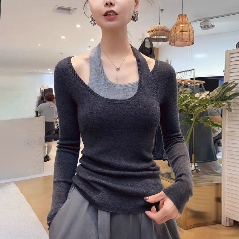 设计感挂脖吊带上衣女早秋季2025新款修身显瘦拼接假两件针织衫女