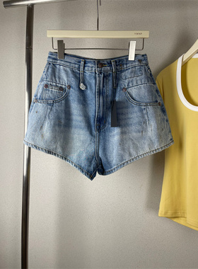 r24欧美系新款做旧污点浅蓝色上窄下宽高腰A字花苞牛仔短裤