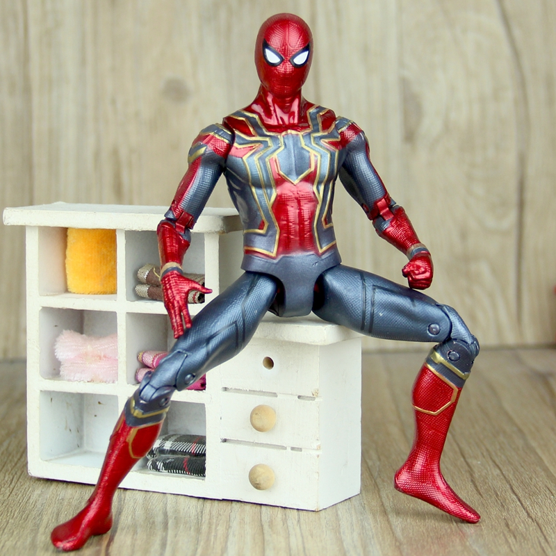复仇者联盟3超凡蜘蛛侠手办模型 金属色关节可动人偶公仔摆件玩具