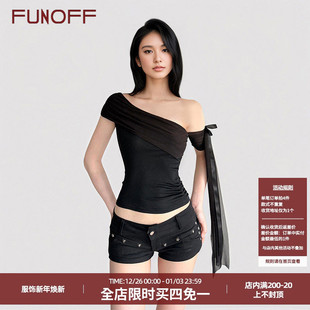 FUNOFF 简约黑色网纱斜肩飘带T恤设计感白色一字肩针织上衣夏 美式