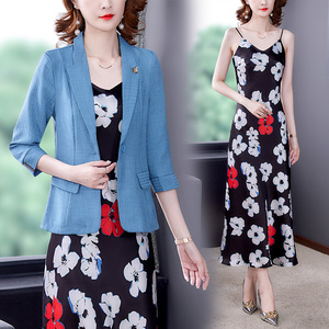 RM19139#新款时尚气质修身显瘦妈妈装西装两件套高贵套装