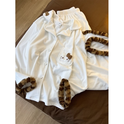 可爱HelloKitty豹纹长袖德绒睡衣