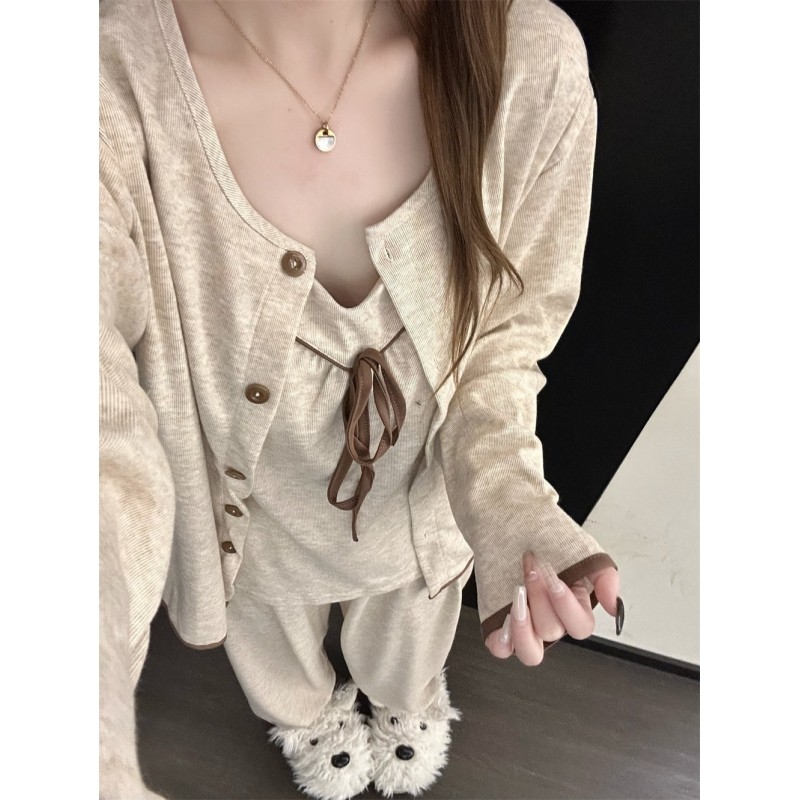 新中式复古带胸垫睡衣女春秋季宽松休闲吊带长袖长裤家居服三件套,女士内衣/男士内衣/家居服,睡衣/家居服套装,淘宝优惠券,粉丝福利购,淘宝优惠卷