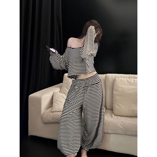 辣妹风黑白条纹斜肩睡衣女2026秋季新款长袖长裤家居服套装可外穿