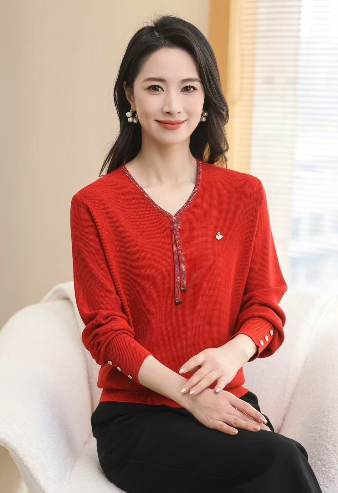 妈妈装冬季新款时尚纯色套头V领长袖宽松显瘦洋气减龄针织衫上衣
