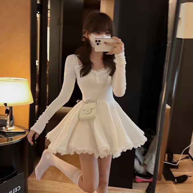 纯欲风蓬蓬蕾丝连衣裙女