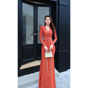 高定轻奢 红金针织烫片腰部镂空扭结连衣裙 原创设计 尤克菲儿