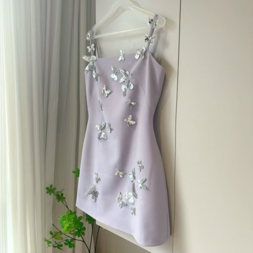 紫色温柔风A摆气质吊带连衣裙子