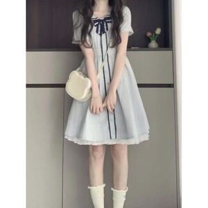 女大童法式连衣裙夏季2025新款初中高中生蕾丝拼接泡泡袖甜美裙子