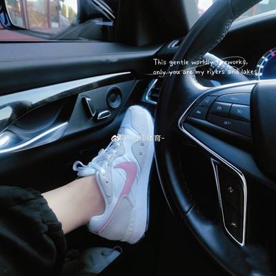 耐克轻便复古休闲运动鞋华夫女子